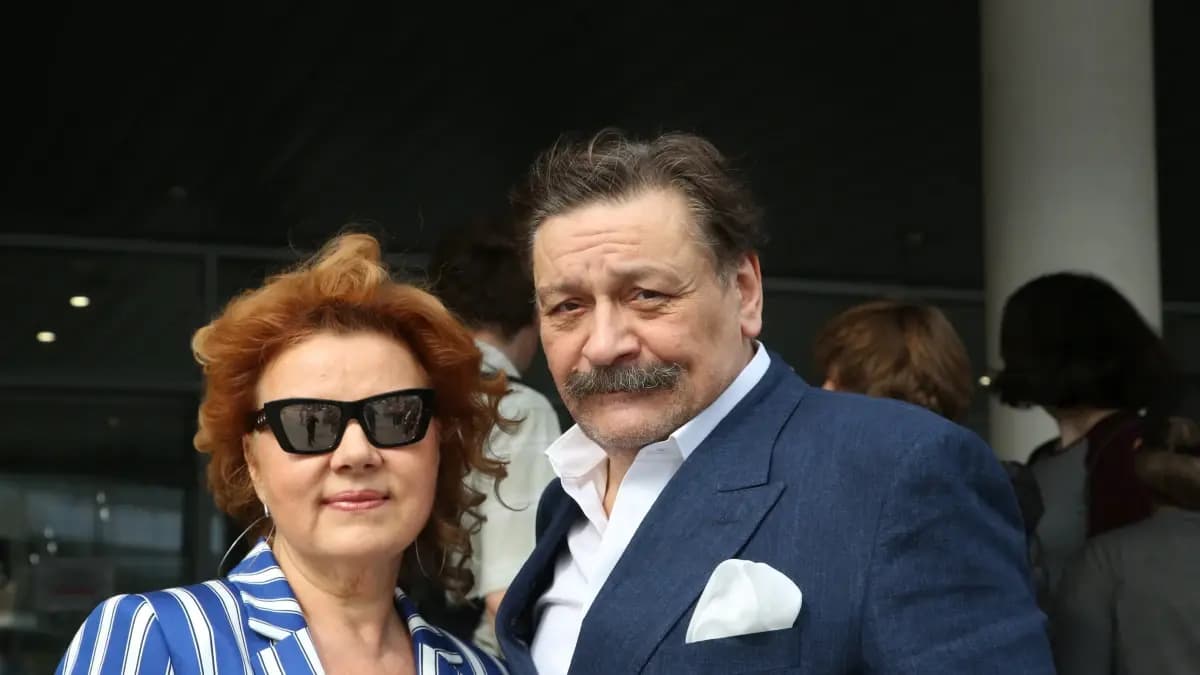 Дзюник раскритиковал Назарова и Васильеву за их попытки вернуться в Россию