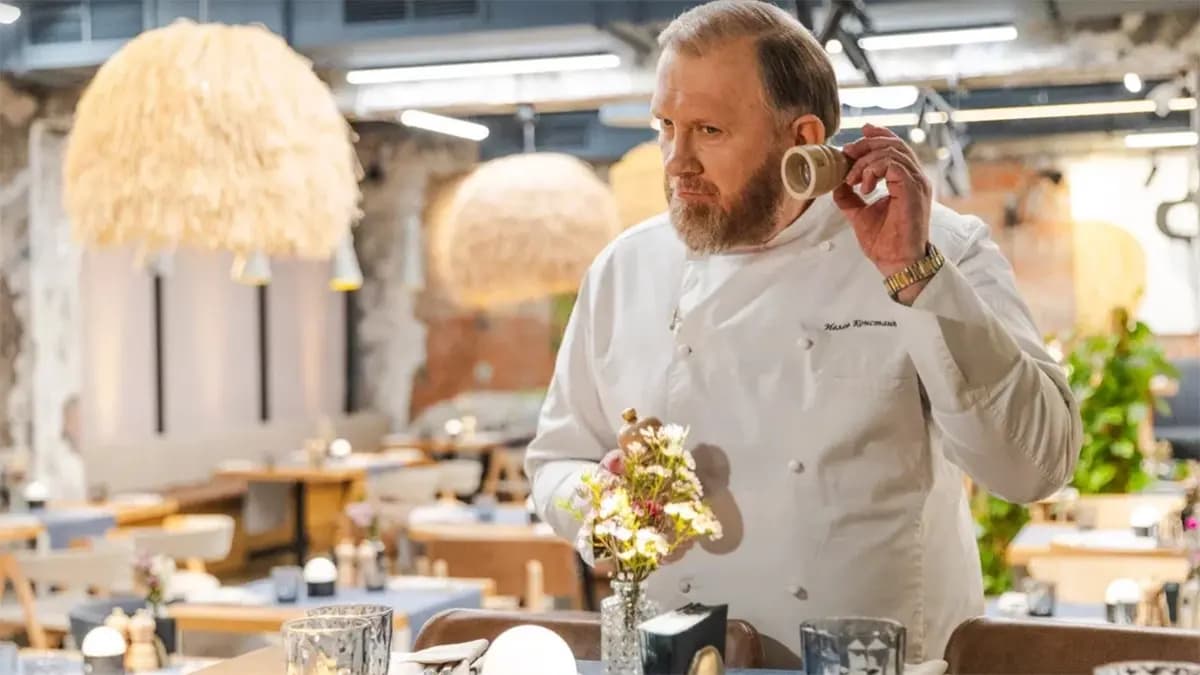 Галина Кайданович бросила вызов Ивлеву в кулинарном шоу "На ножах"